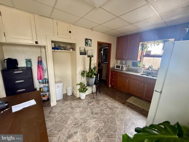 133 N CHURCH ST, Mohnton, PA 19540