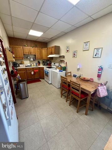 133 N CHURCH ST, Mohnton, PA 19540