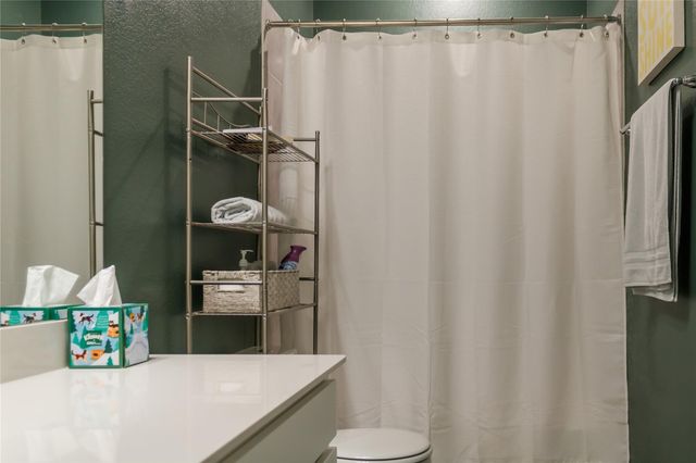 10201 Waterwall Lane, Texas City, TX 77591