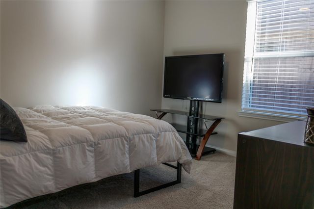 10201 Waterwall Lane, Texas City, TX 77591