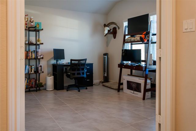 10201 Waterwall Lane, Texas City, TX 77591