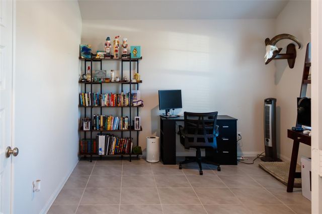 10201 Waterwall Lane, Texas City, TX 77591