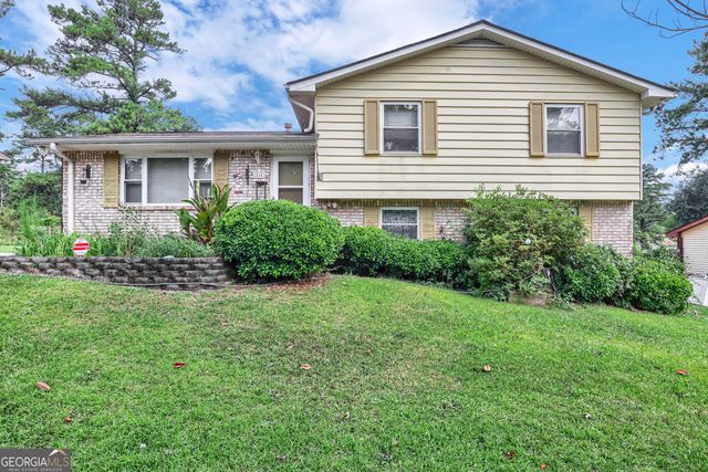 214 W Windemere Way, Jonesboro, GA 30238