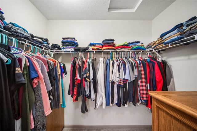 834 SE Crabapple Drive, Waukee, IA 50263