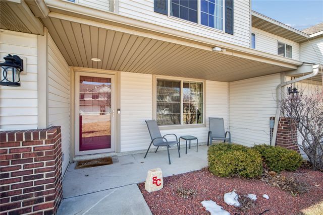 834 SE Crabapple Drive, Waukee, IA 50263