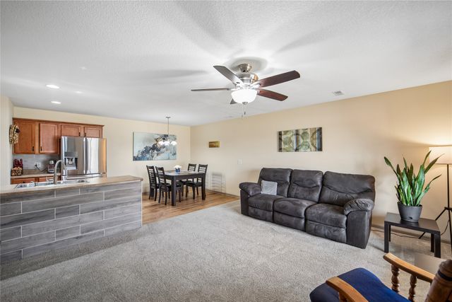 834 SE Crabapple Drive, Waukee, IA 50263