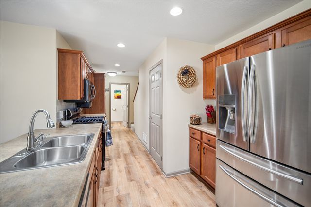 834 SE Crabapple Drive, Waukee, IA 50263