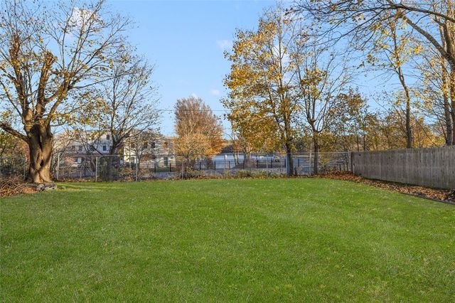 208 Marlborough Street 4, East Greenwich, RI 02818