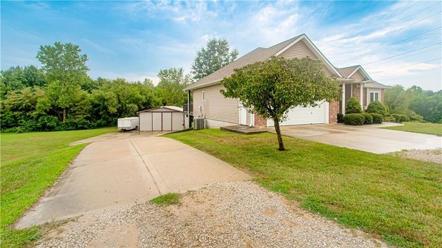 20009 Clinton County Line Road, Holt, MO 64048