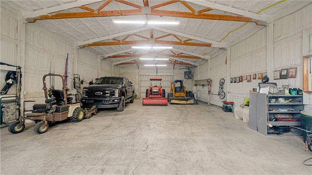 20009 Clinton County Line Road, Holt, MO 64048
