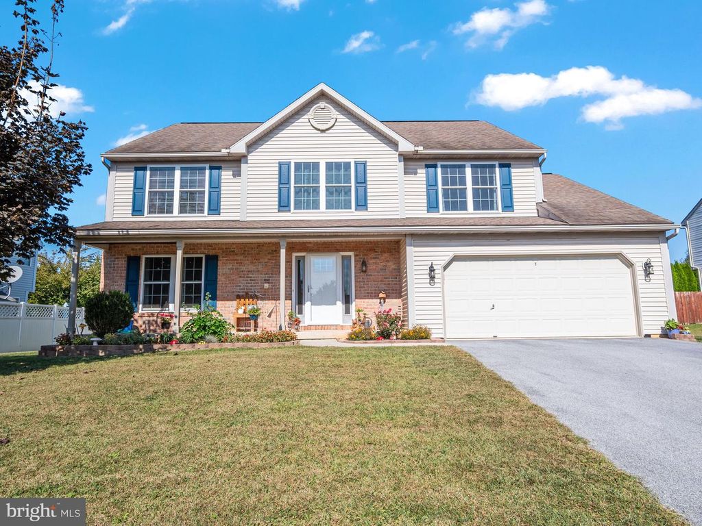 307 MONACO LN, Blandon, PA 19510