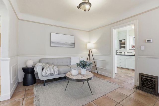 16 Orange Drive, Salinas, CA 93901