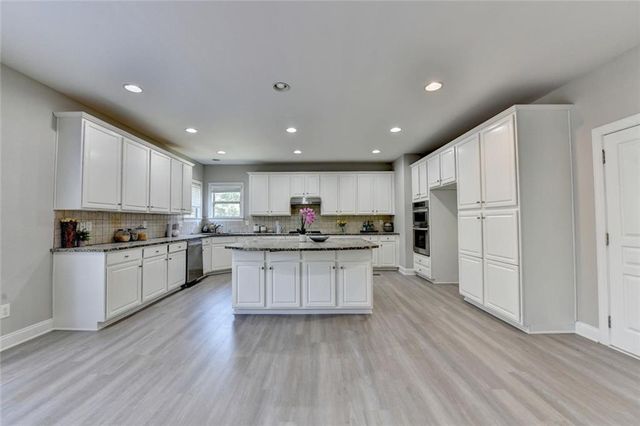 4805 Shelbourne Drive, Cumming, GA 30041