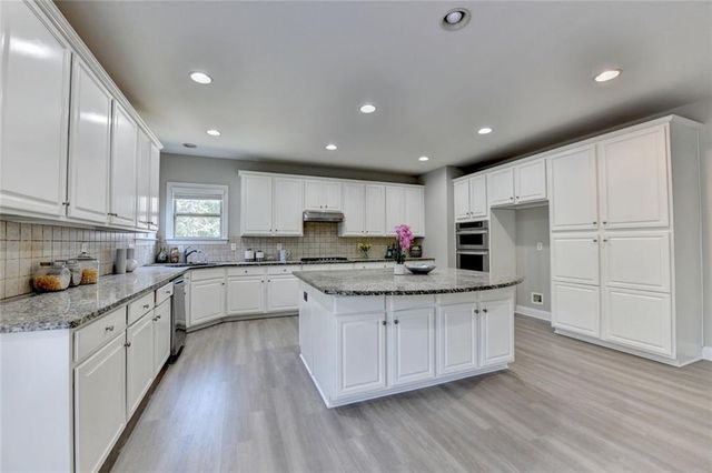 4805 Shelbourne Drive, Cumming, GA 30041