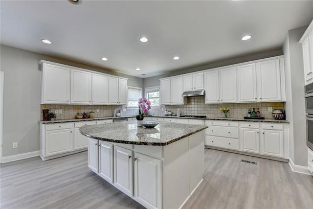 4805 Shelbourne Drive, Cumming, GA 30041