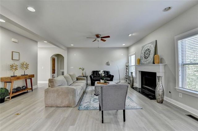 4805 Shelbourne Drive, Cumming, GA 30041