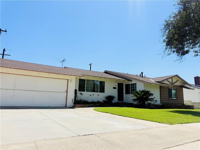 2618 W Stonybrook Drive, Anaheim, CA 92804
