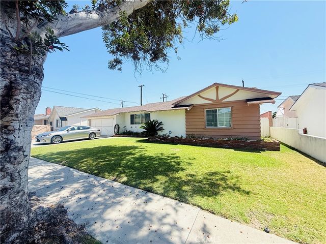 2618 W Stonybrook Drive, Anaheim, CA 92804