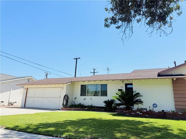 2618 W Stonybrook Drive, Anaheim, CA 92804