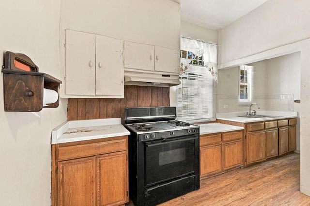 5619 Harmon Avenue, Oakland, CA 94621