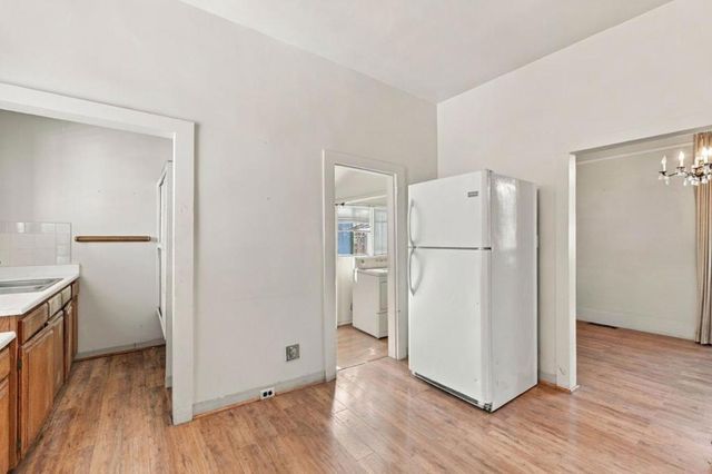 5619 Harmon Avenue, Oakland, CA 94621