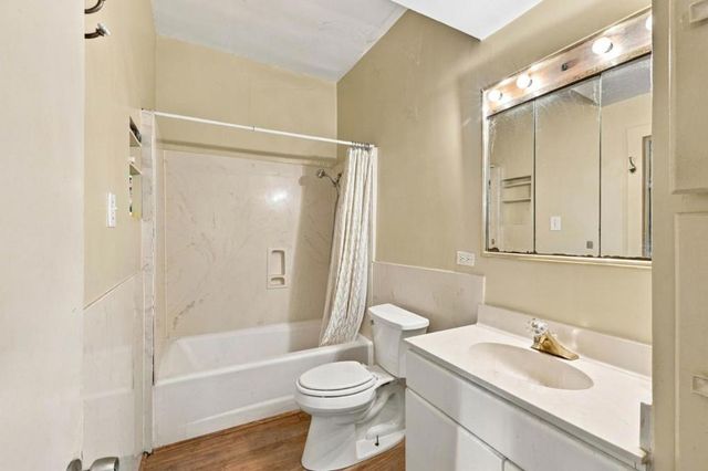 5619 Harmon Avenue, Oakland, CA 94621