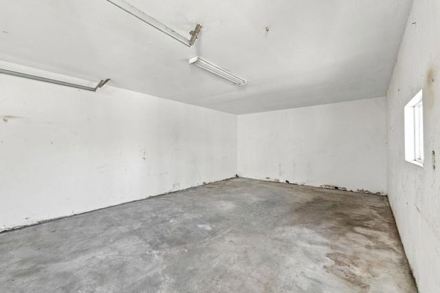 5619 Harmon Avenue, Oakland, CA 94621