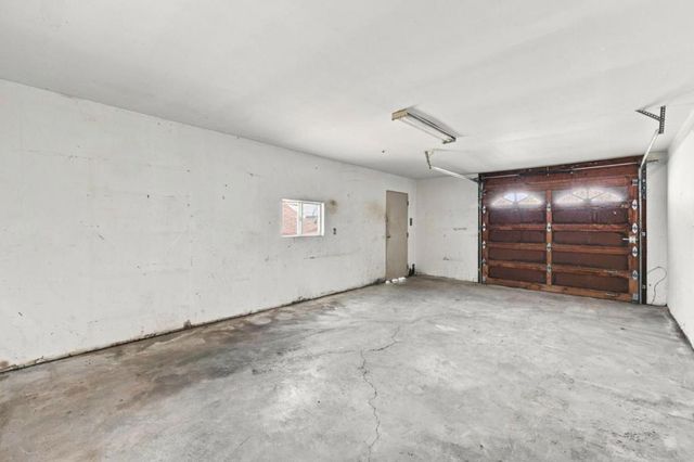 5619 Harmon Avenue, Oakland, CA 94621
