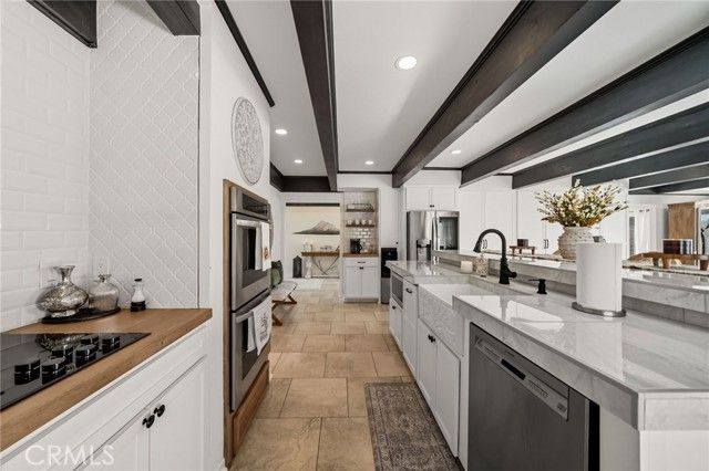 1121 Oak Valley Drive, Yreka, CA 96097