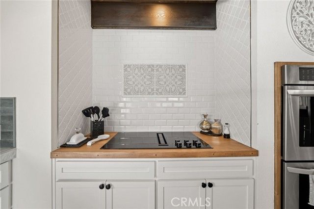 1121 Oak Valley Drive, Yreka, CA 96097