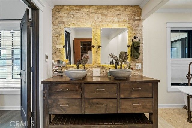 1121 Oak Valley Drive, Yreka, CA 96097