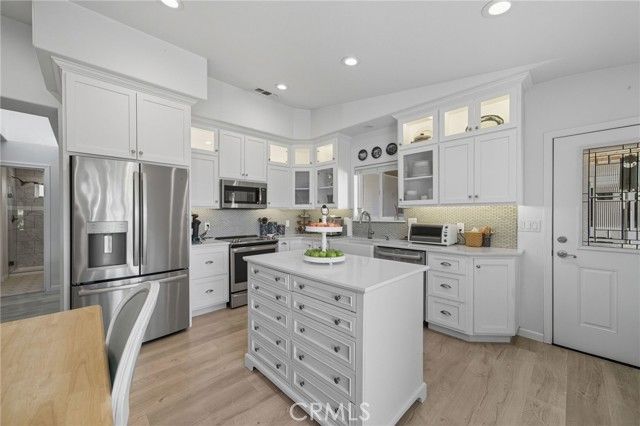 1121 Oak Valley Drive, Yreka, CA 96097