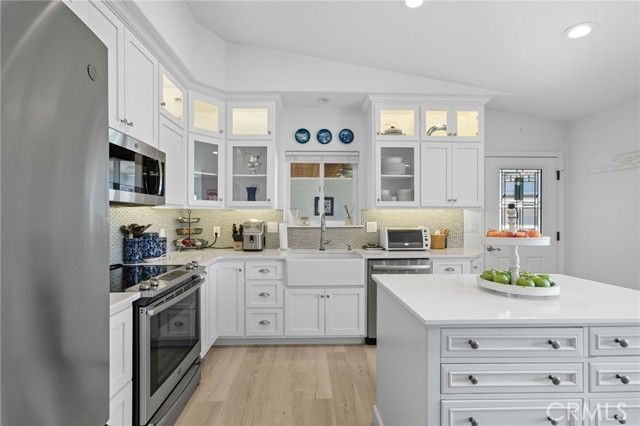 1121 Oak Valley Drive, Yreka, CA 96097