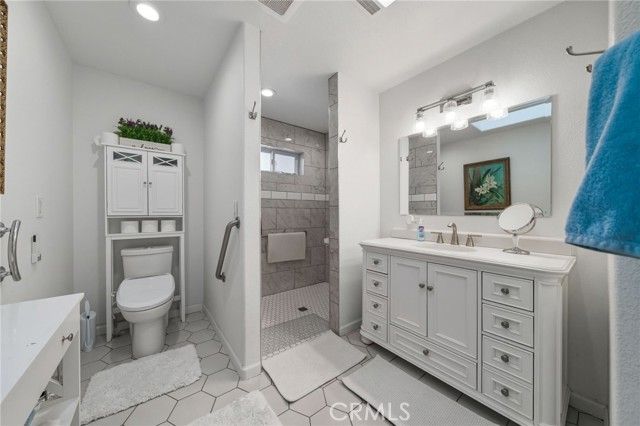 1121 Oak Valley Drive, Yreka, CA 96097