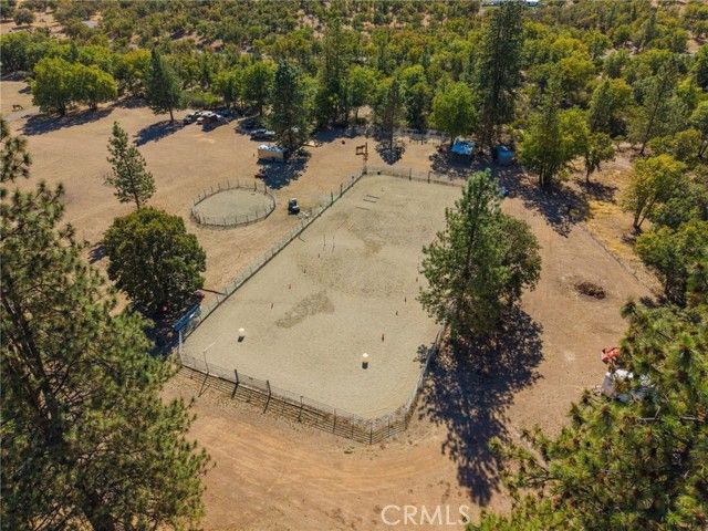 1121 Oak Valley Drive, Yreka, CA 96097