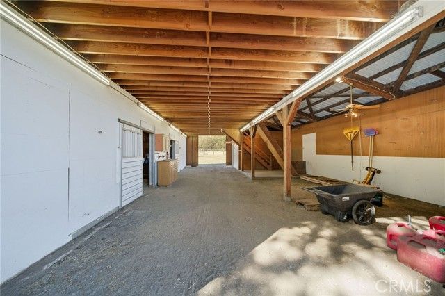 1121 Oak Valley Drive, Yreka, CA 96097