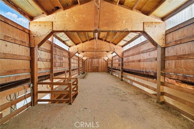 1121 Oak Valley Drive, Yreka, CA 96097