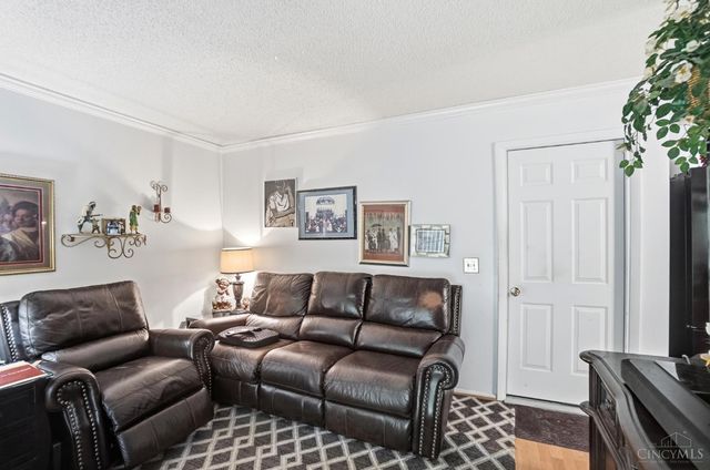 942 Goodhue Circle, Forest Park, OH 45250