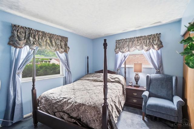 942 Goodhue Circle, Forest Park, OH 45250