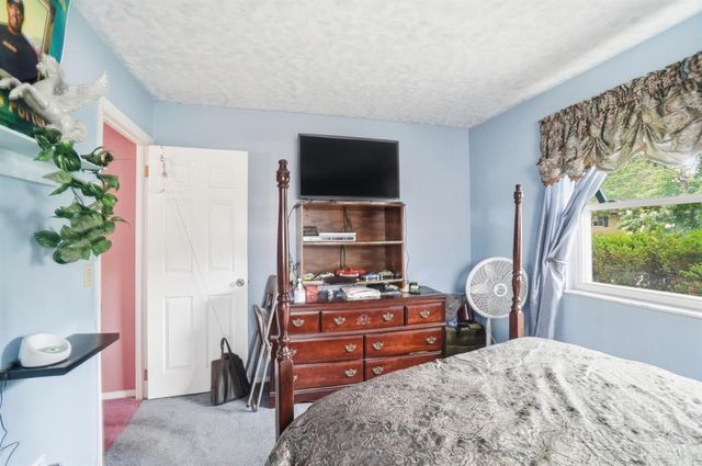 942 Goodhue Circle, Forest Park, OH 45250