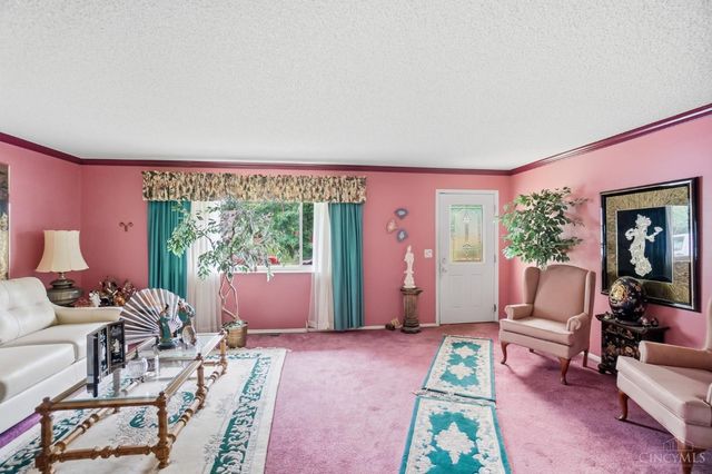942 Goodhue Circle, Forest Park, OH 45250