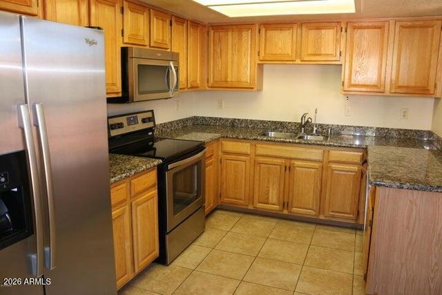 9750 N 94TH Place 208, Scottsdale, AZ 85258