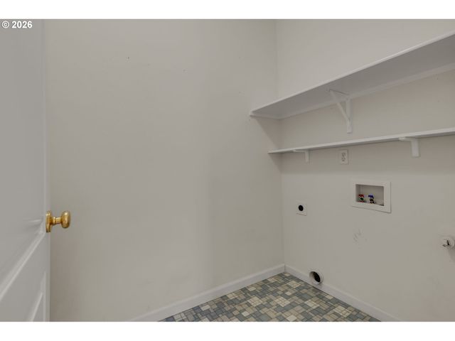 17718 Ne 38TH Way, Vancouver, WA 98682