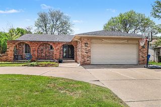 11422 Common Road, Warren, MI 48093