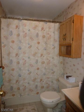 53 Ute Ave, Parsippany-troy Hills Twp., NJ 07034