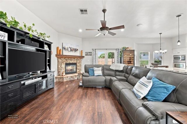 15954 Screaming Eagle, Bakersfield, CA 93314