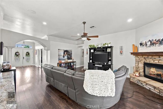 15954 Screaming Eagle, Bakersfield, CA 93314