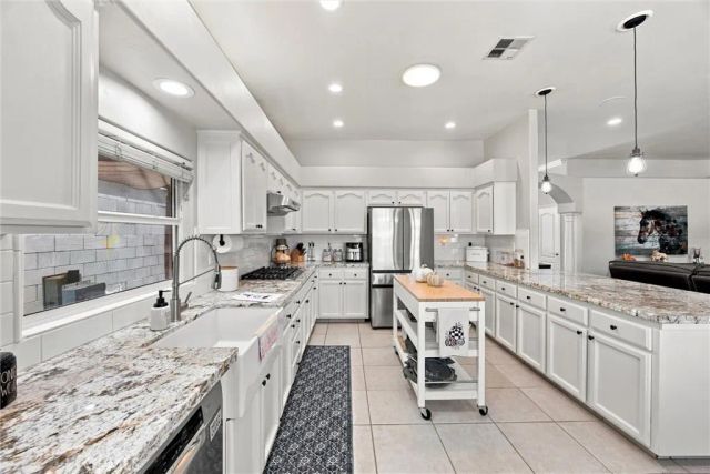 15954 Screaming Eagle, Bakersfield, CA 93314