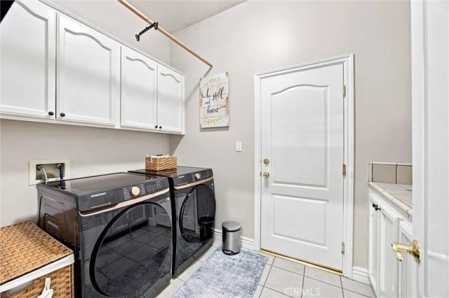 15954 Screaming Eagle, Bakersfield, CA 93314