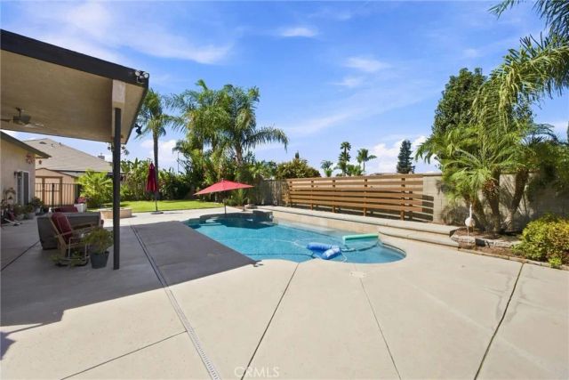 15954 Screaming Eagle, Bakersfield, CA 93314